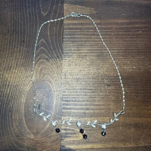 Silver‎ necklace